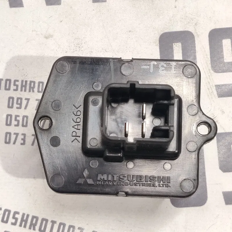 Реостат пічки Mitsubishi Outlander XL 06-12 2.0D OEM 057a13j