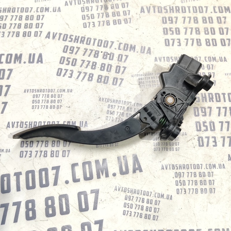 Педаль газу Mitsubishi Outlander XL 06-12 2.0D OEM mn101544 фото 2