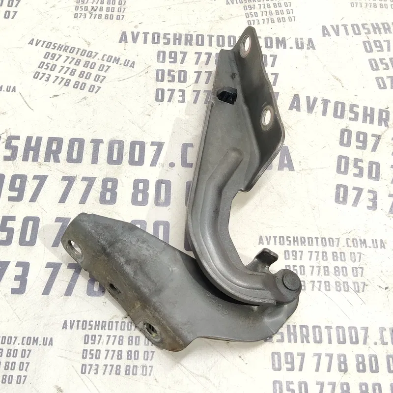 Петля капоту Mitsubishi Outlander XL 06-12 2.0 Diesel Права