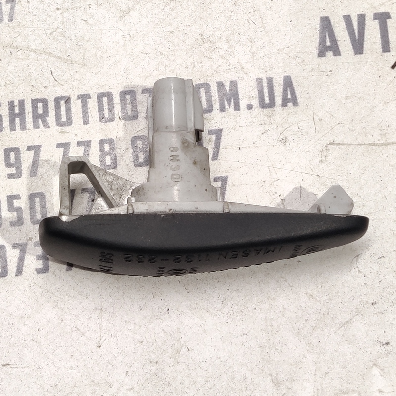 Ліхтар поворотника Mitsubishi Outlander XL 06-12 2.0D перед фото 2