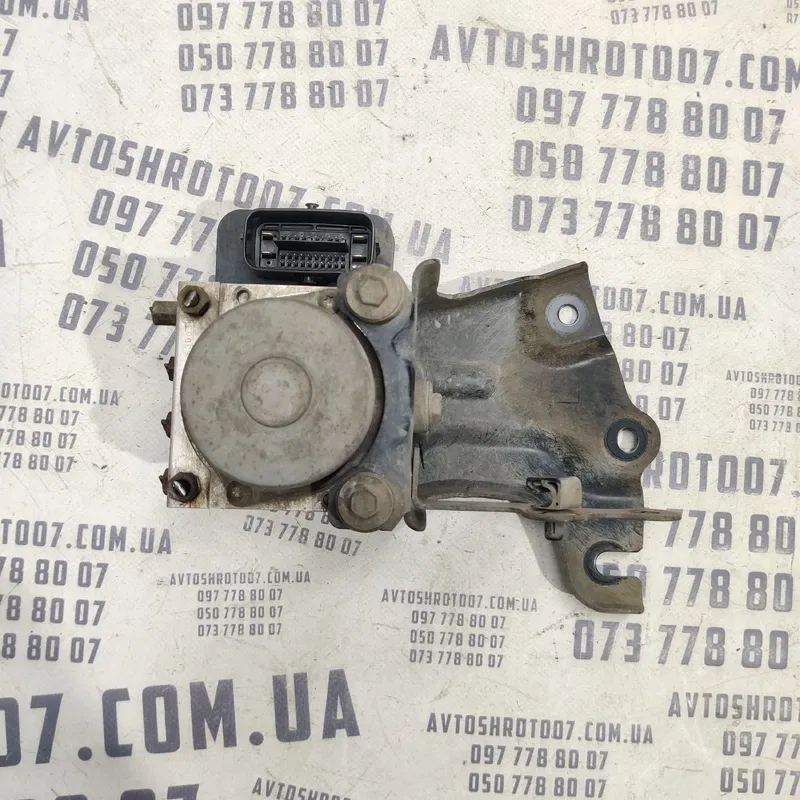 Блок АБС Toyota Corolla (06-13) 1.6 Бензин OEM 4451012390