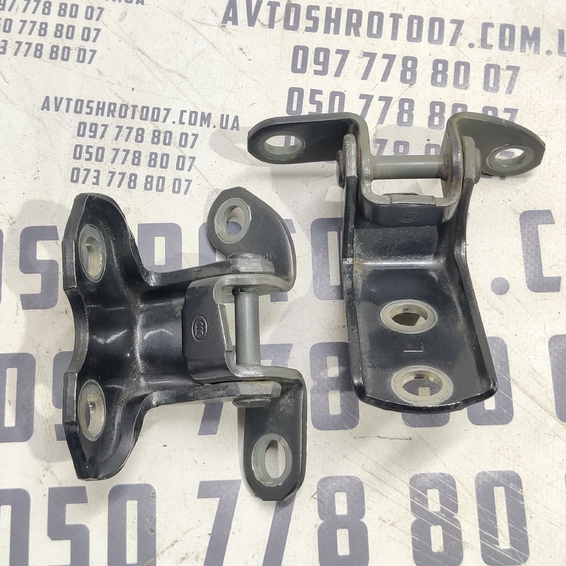 Завіса дверей Toyota Corolla 06-13 1.6Б зад.ліва OEM a046694