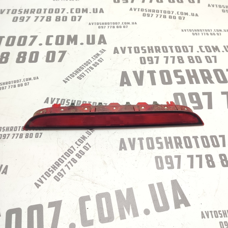 Стоп-сигнал Mazda Premacy (99-05) 1.8 Бензин задній верхній