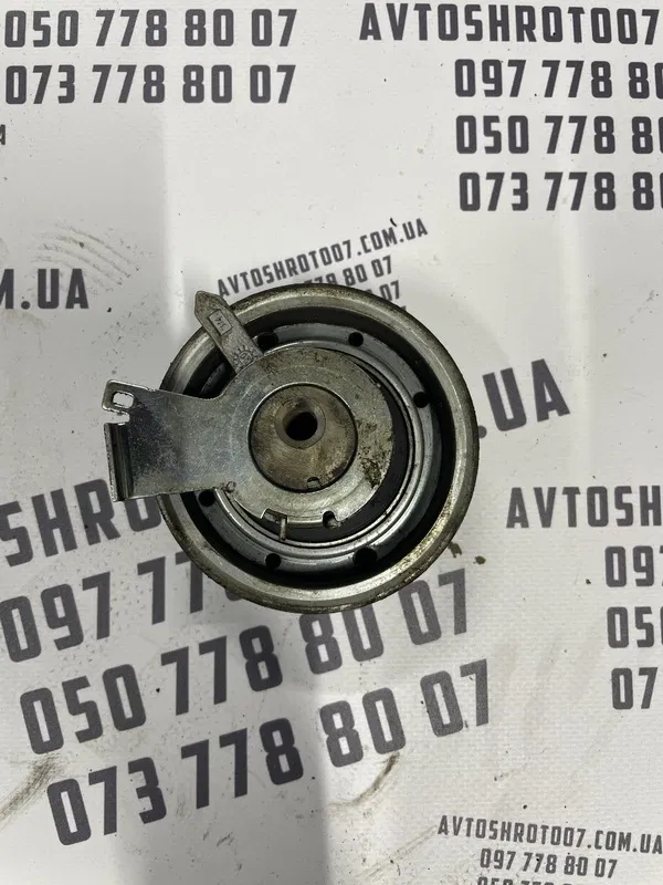Ролик ГРМ Skoda Octavia Tour (96-10) 1.6 AKL OEM 50026102