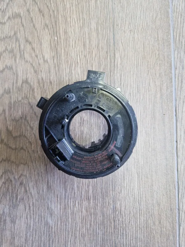 Шлейф підрульовий Skoda Octavia (96-10) 1.6 OEM 1J0959653B