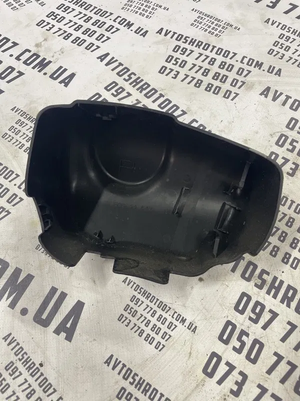 Кришка моторчика Citroen C1 05-14 1.0 бенз зад OEM 53844647