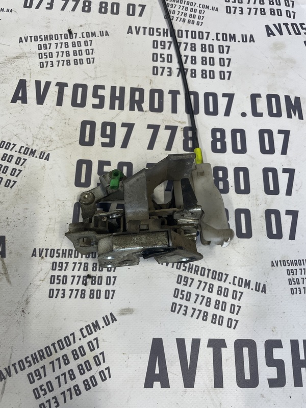 Замок дверей Citroen C1 (05-14) 1.0 бенз зад. лів. 914E+12 фото 2
