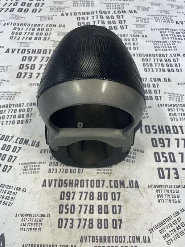 Кожух рул. колонки Citroen C1 05-14 1.0 бенз OEM 452870H010