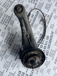Цапфа Mitsubishi Lancer 9 03-08 1.3 задня права OEM MR519134