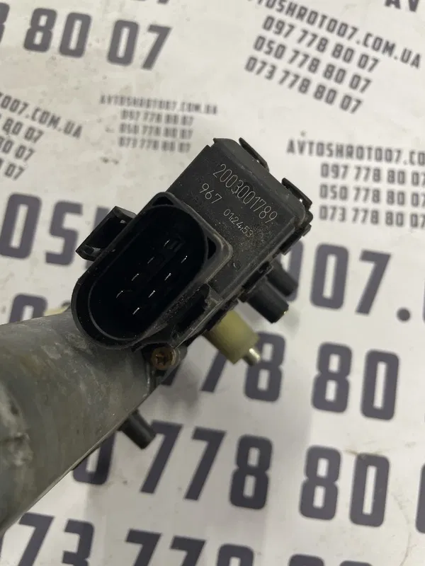 Мотор склопідіймача Audi A6 C5 97-05 2.5D ЗП OEM 130821785