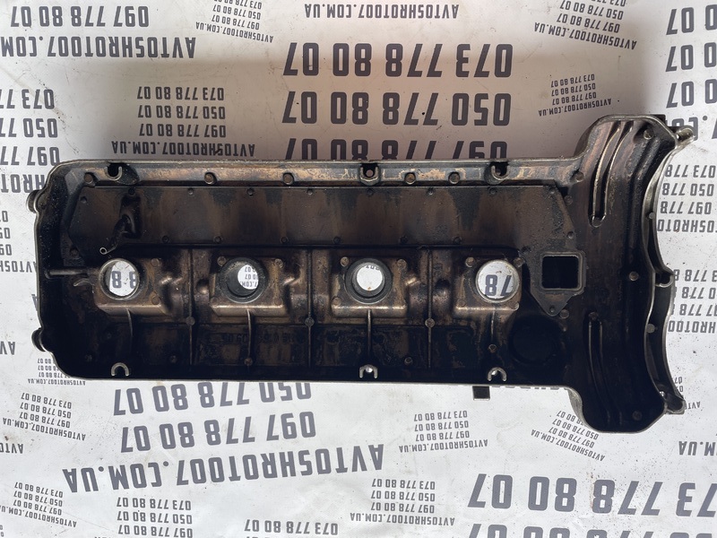Клапанна кришка Mercedes W210 (95-02) 4.2 бенз OEM 15486372