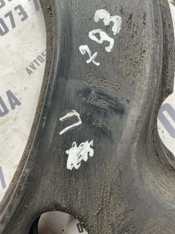 Ричаг VW Golf 4 (97-06) 1.6 передній нижній OEM 1J0407151C