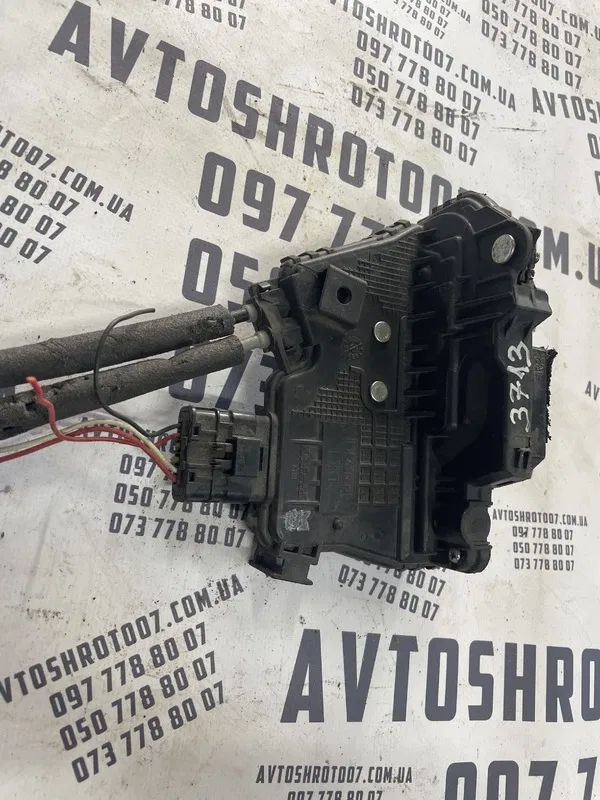 Замок дверей Kia Sorento 2 (09-14) задня права OEM A045777