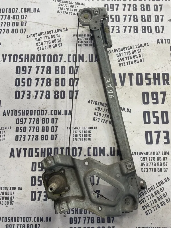 Склопідіймач Audi 80 B3 (86-91) задній правий OEM 893839400