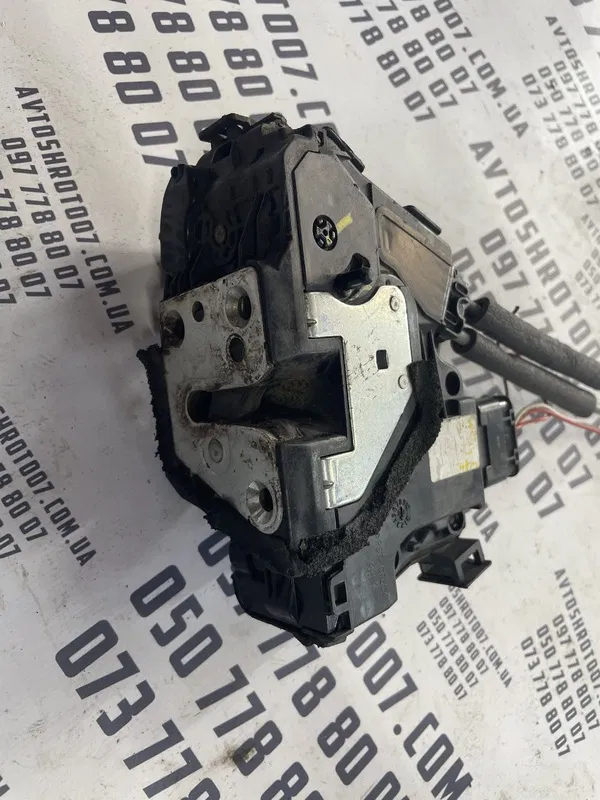 Замок дверей Kia Sorento 2 (09-14) задня права OEM A045777