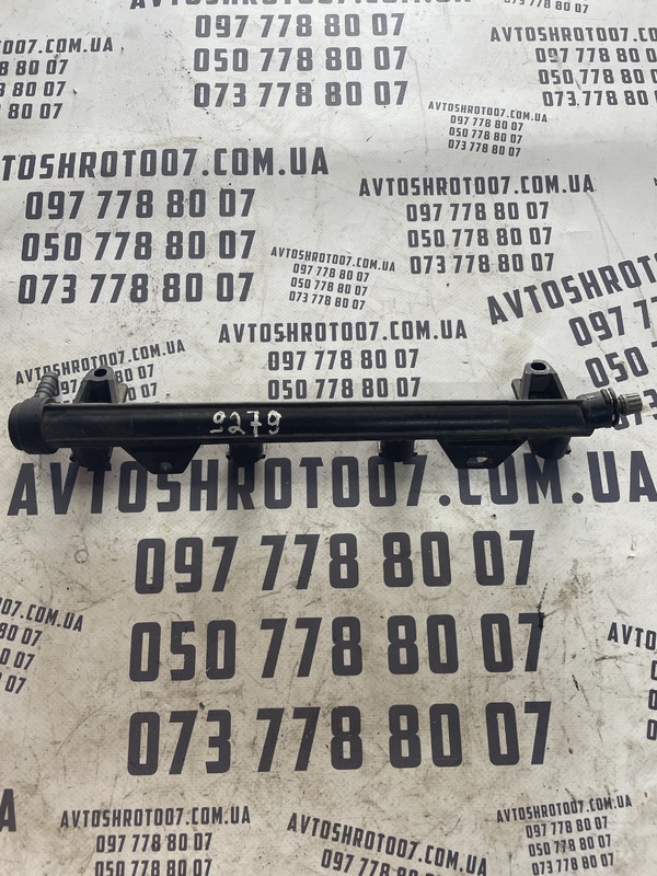 Паливна рейка Skoda Fabia 2 (07-14) 1.4 MPI OEM 36133320