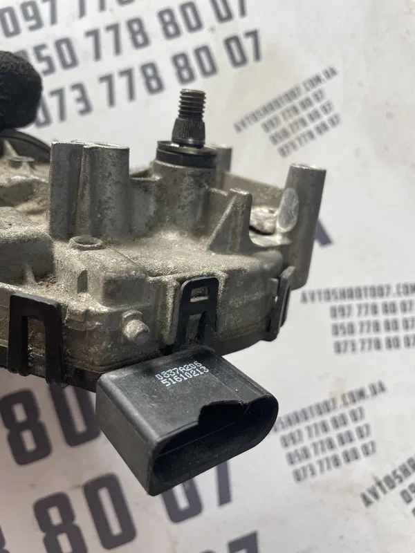 Мотор склоочисників Mazda 3 BK 03-09 1.6 перед OEM 390241731