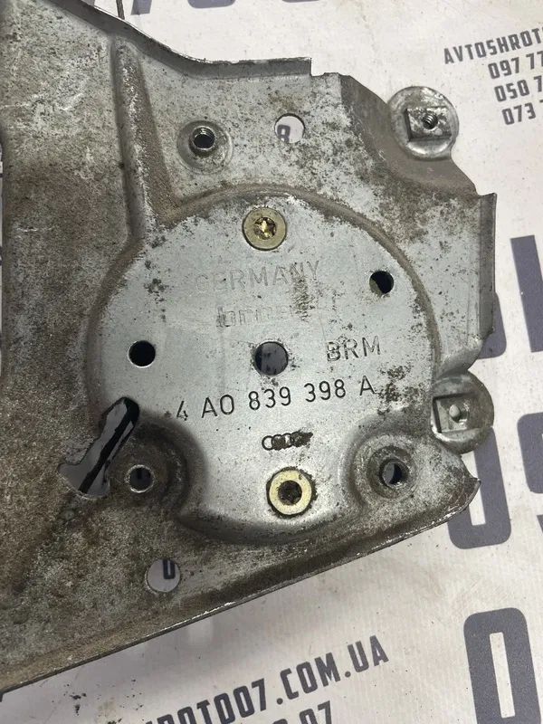 Замок дверей Audi A6 C4 (94-97) задній правий OEM 4A0839398A