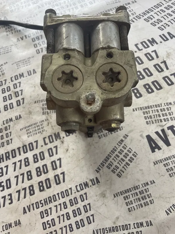 Блок АБС Audi A6 C4 (94-97) 2.4 бензин OEM 265201049