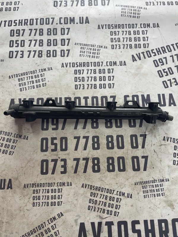 Паливна рейка Skoda Fabia 2 (07-14) 1.4 MPI OEM 36133320 фото 2