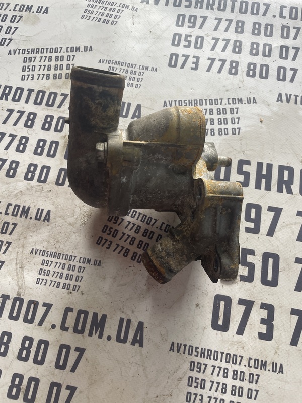 Корпус термостата Mitsubishi Lancer 9 (03-08) 1.3 OEM 500002