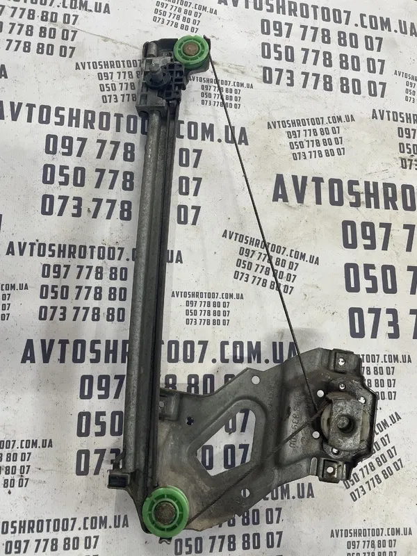 Склопідіймач Audi 80 B3 (86-91) задній правий OEM 893839400