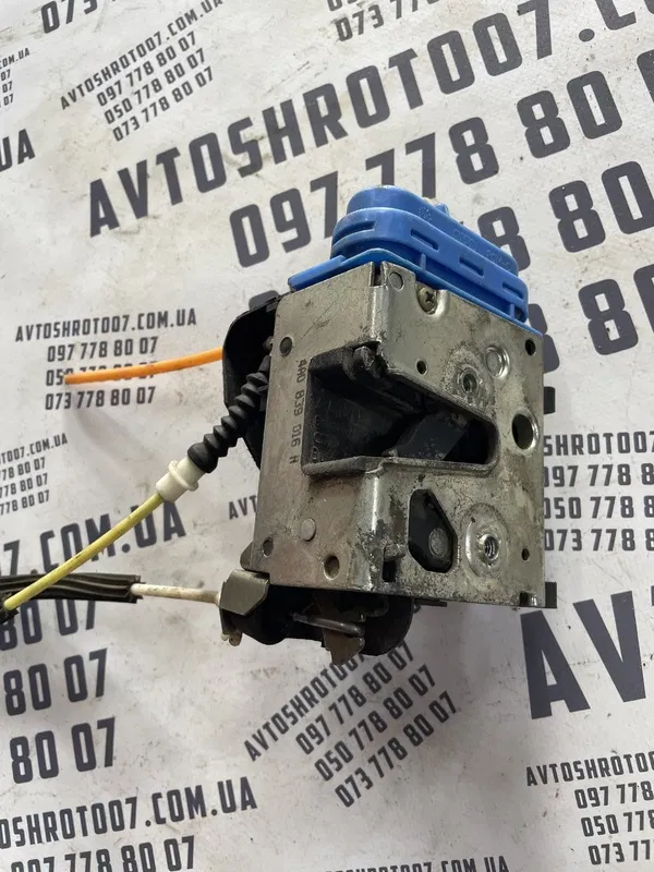 Замок дверей Audi A4 B5 94-01 1.6 задня права OEM 4A0839016H
