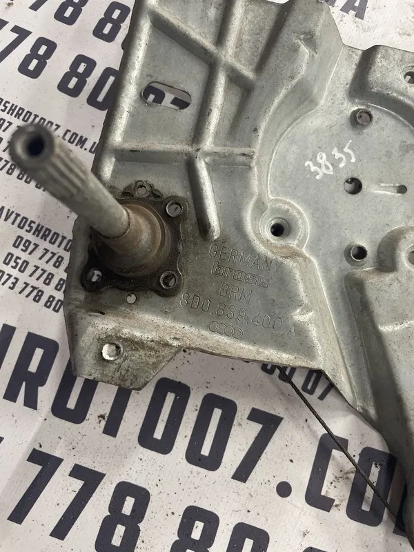 Склопідіймач Audi A4 B5 (94-01) задній правий OEM 8D0839400A