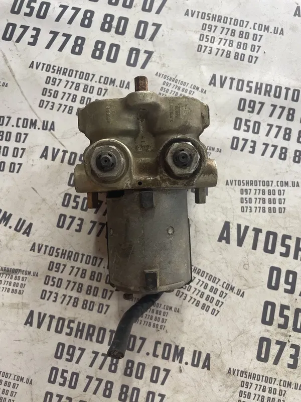 Блок АБС Audi A6 C4 (94-97) 2.4 бензин OEM 265201049