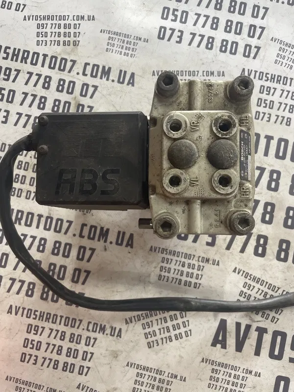 Блок АБС Audi A6 C4 (94-97) 2.4 бензин OEM 265201049