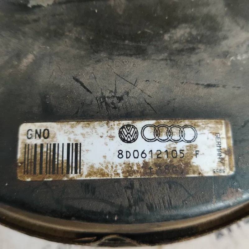 Вакуумний підсилювач гальм Audi A4 B5 (94-01) OEM 8d0612105f