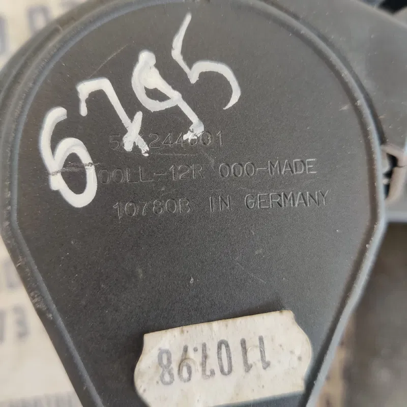 Ремінь безпеки BMW 320 E46 98-05 перед. правий OEM 566244601
