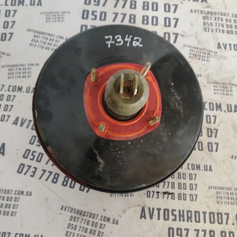 Вакуумний підсилювач гальм Ford Focus MK1 98-04 204021872