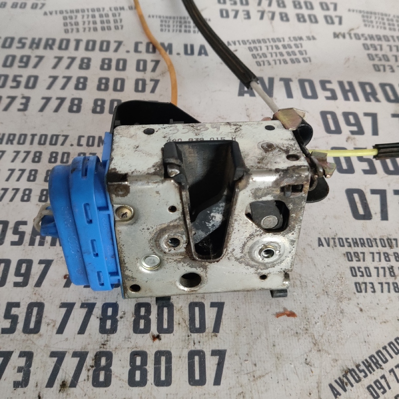 Замок дверей Audi A4 B5 (94-01) задній лівий OEM 4A0839015H фото 2