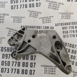 Кронштейн подушки двигуна Passat B8 USA 11-19 1.8 06K199207A