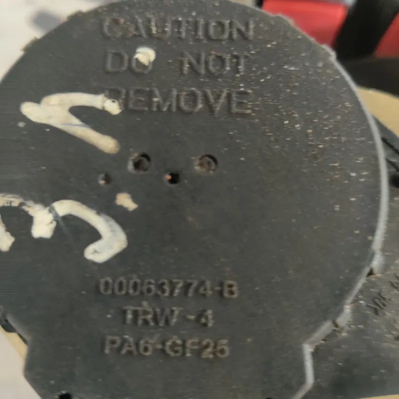 Ремінь безпеки Ford Focus MK1 98-04 задній правий 00063774b