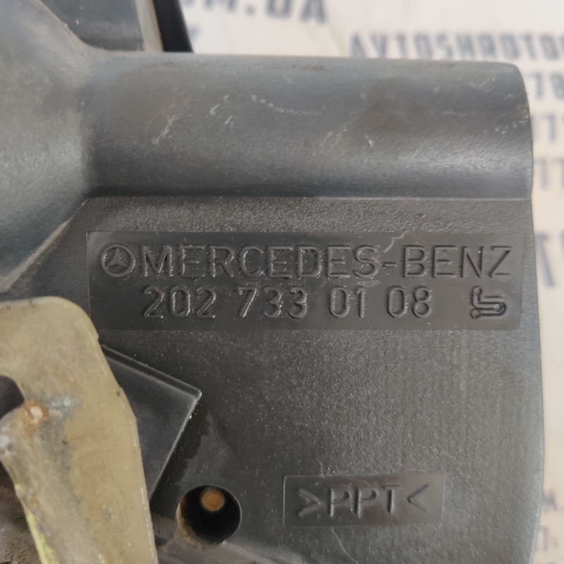 Замок дверей Mercedes E-Class W210 задня ліва OEM 2027330108
