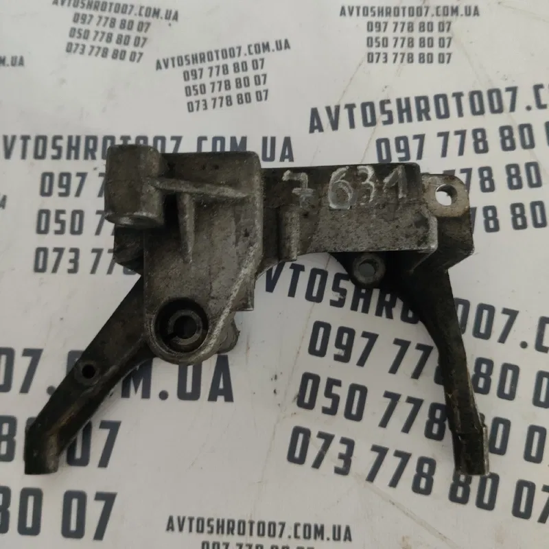 Кронштейн гідропідсилювача Audi A4 B5 (94-01) OEM 1592FP3