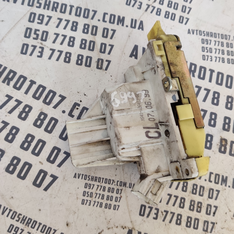 Замок дверей Ford Mondeo 3 (00-07) задня ліва XS41A26413