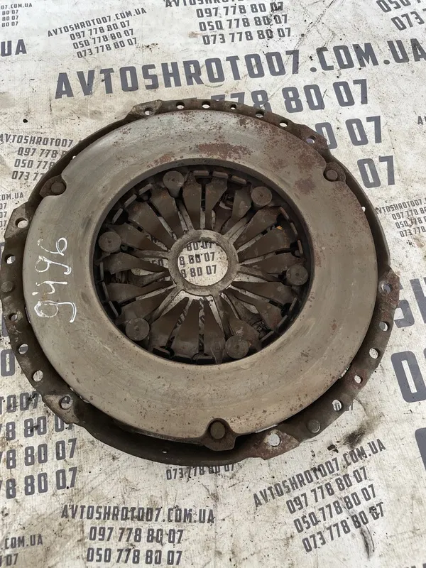 Корзина зчеплення Skoda Octavia A5 (04-13) 2.0 Дизель