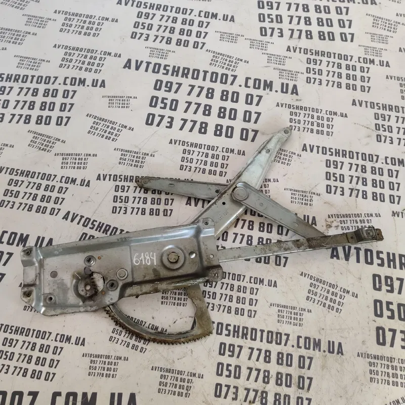 Склопідіймач Opel Vectra B (95-02) перед. прав. OEM 90520226