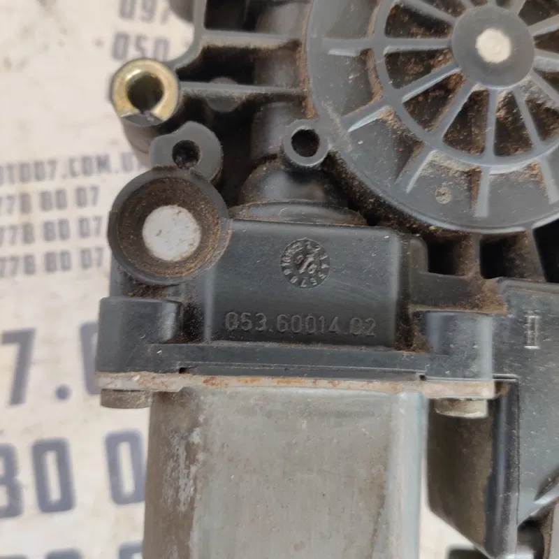 Мотор склопідіймача Audi A6 C5 (97-05) ПЛ OEM 536001402
