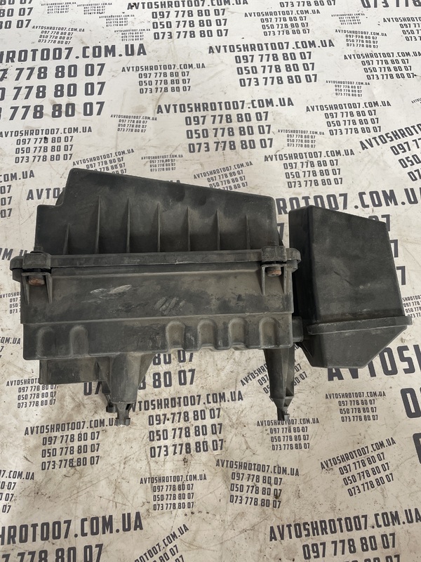 Корпус фільтра Ford Focus MK1 (98-04) 1.8D OEM 382D3R463LE