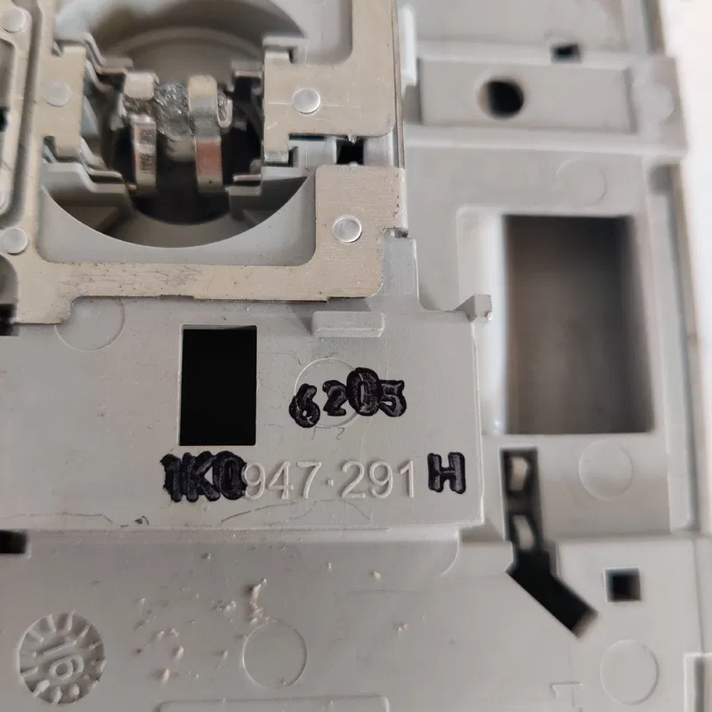 Плафон VW Passat B8 USA (15-22) задній OEM 1K0947291H