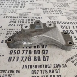 Кронштейн КПП VW Passat B8 USA 15-19 1.8 бенз OEM 1K0199117