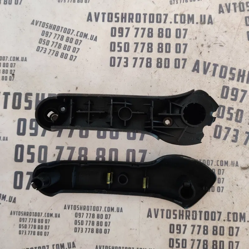 Ручка внутрішня Volkswagen Golf 4 задня права OEM 1j0867172a