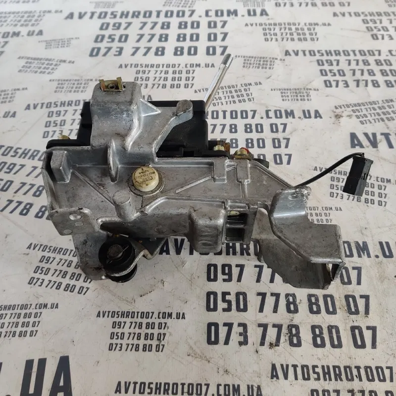 Куліса перемикання передач Audi A6 C4 (94-97) OEM 4a1713109e