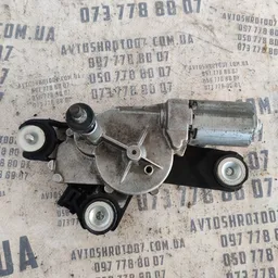 Мотор склоочисників Mazda 3 BK (03-09) задній OEM 390201588 фото 1