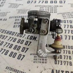 Дросельна заслонка Volkswagen Passat B5 (96-05) OEM 31525201 фото 1