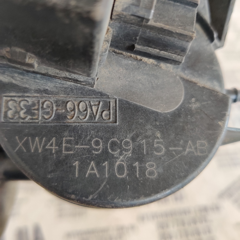 Клапан вакуумний Jaguar S-Type (99-08) OEM xw4e9c915ab